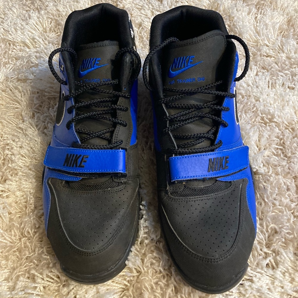 Men’s Nike Air Trainer size 11